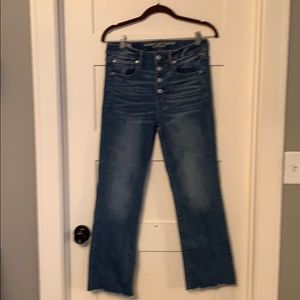 Adorable cropped flare jeans